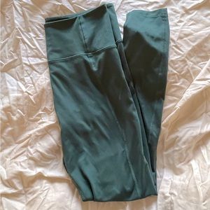 girlfriend collective leggings- moss color - size medium